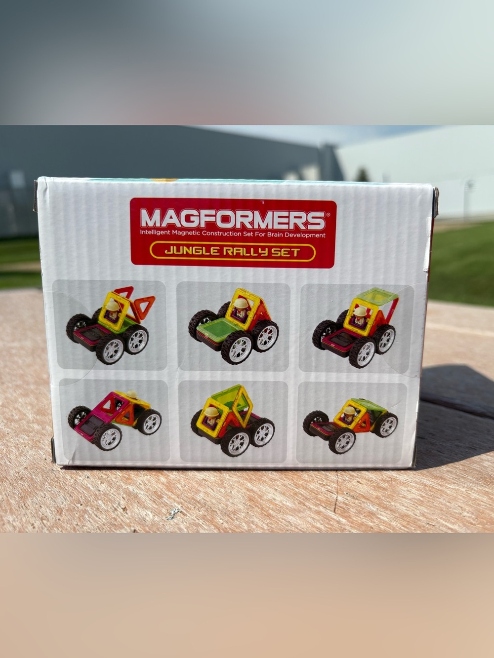 Kids Magnetic Rally Set - Multicolor Magformers - Picture 3 of 5